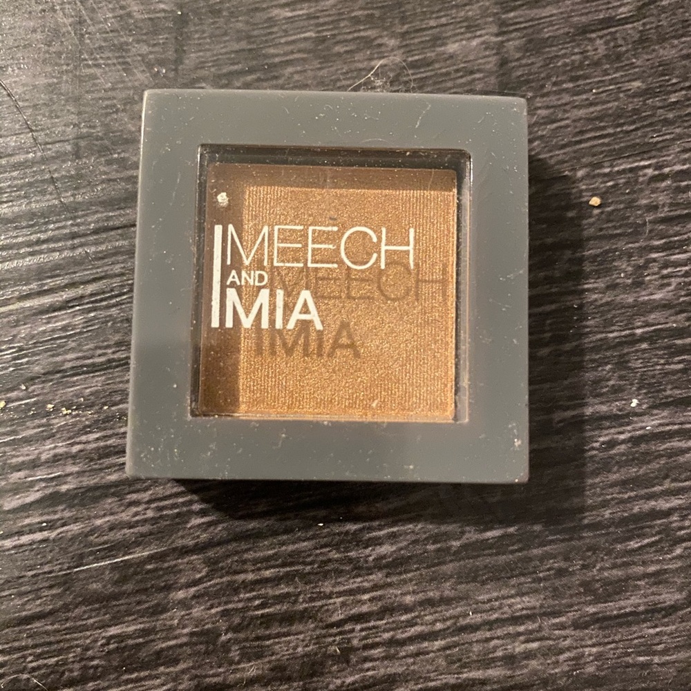 Eyeshadow